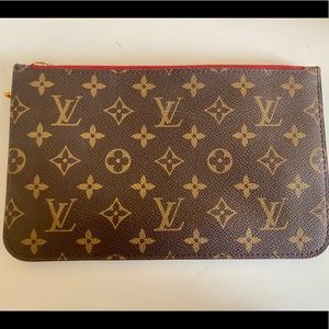 Louis Vuitton Neverfull Wristlet
